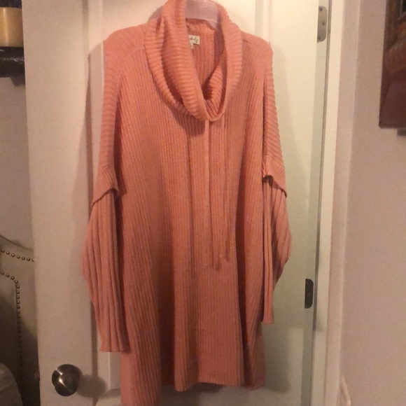 Sweaters - Women’s Pink Sweater